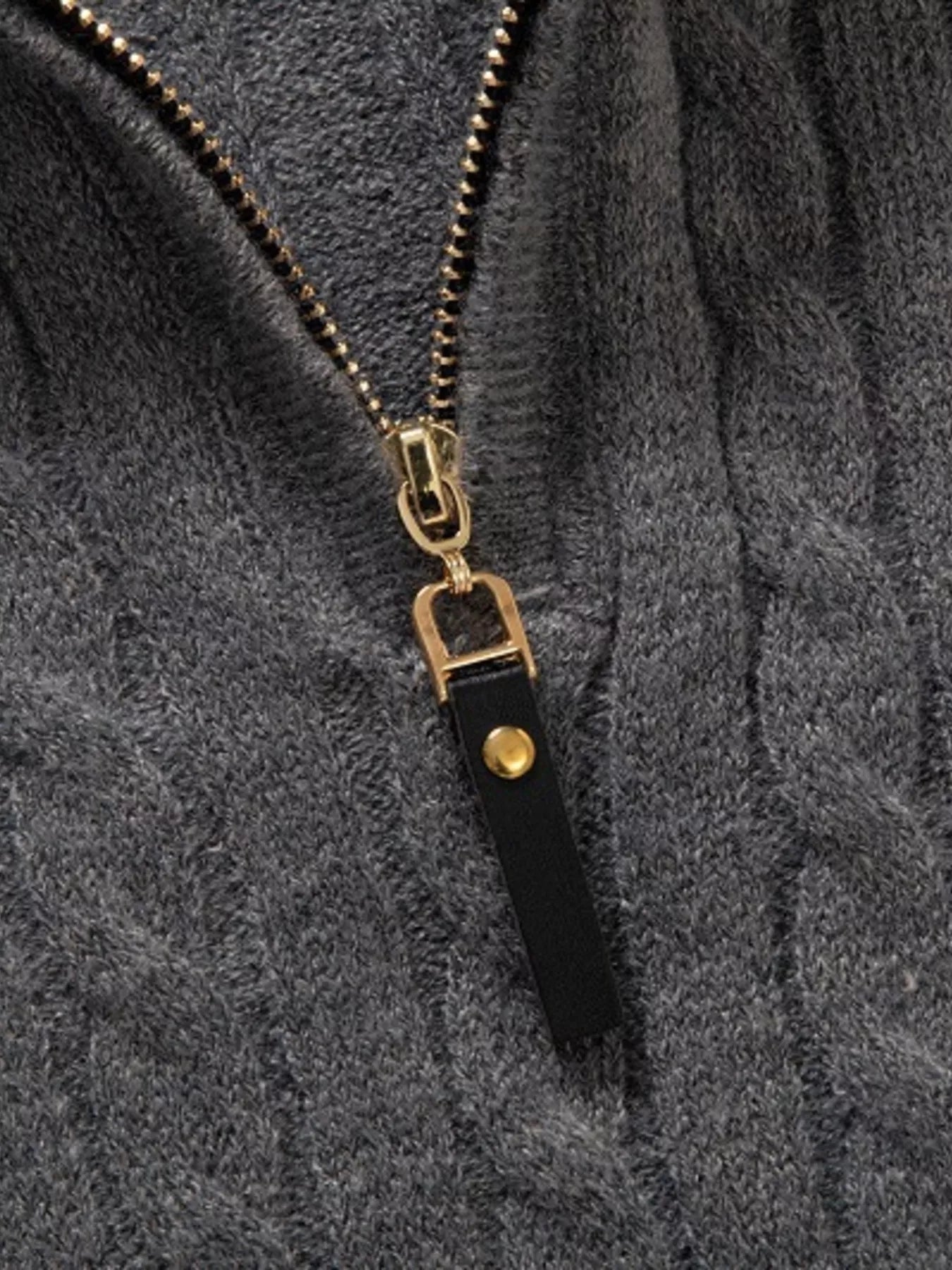 24fe42c208d84d53ad439d539975493a-Max-Origin