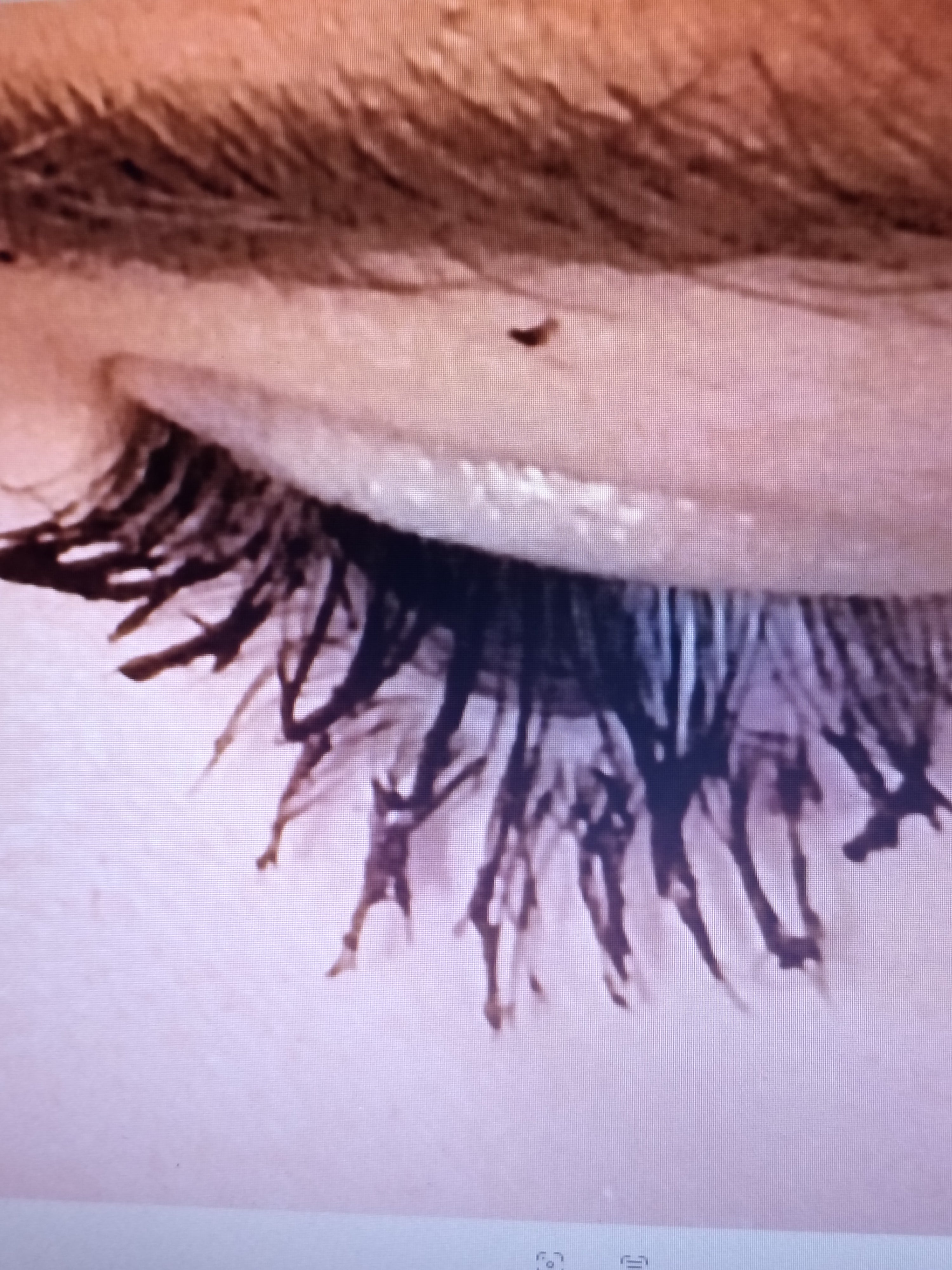 Eyelash mask